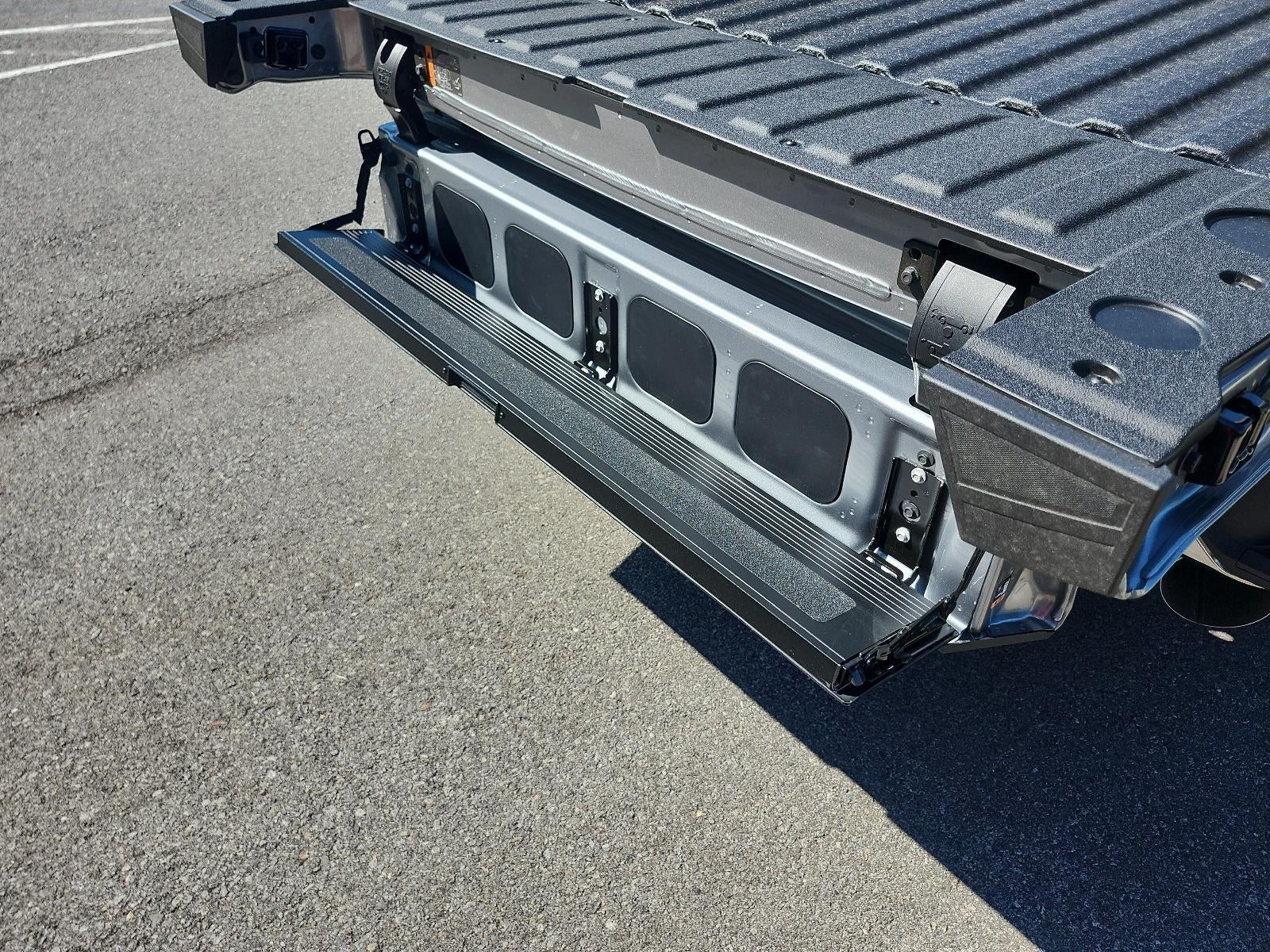 2026 GMC Sierra 3500 HD Crew Cab Long Box 4-Wheel Drive SLT
