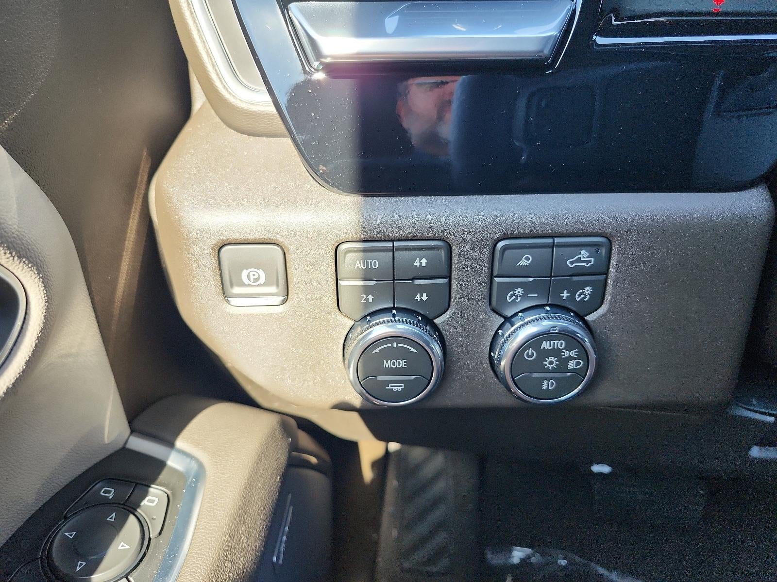 2026 GMC Sierra 3500 HD Crew Cab Long Box 4-Wheel Drive SLT