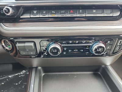 2026 GMC Sierra 3500 HD Crew Cab Long Box 4-Wheel Drive SLT
