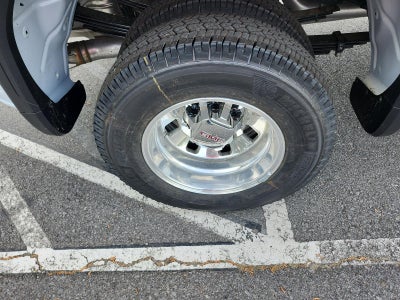 2026 GMC Sierra 3500 HD Crew Cab Long Box 4-Wheel Drive SLT