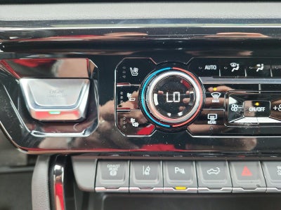 2026 GMC Sierra 3500 HD Crew Cab Long Box 4-Wheel Drive AT4