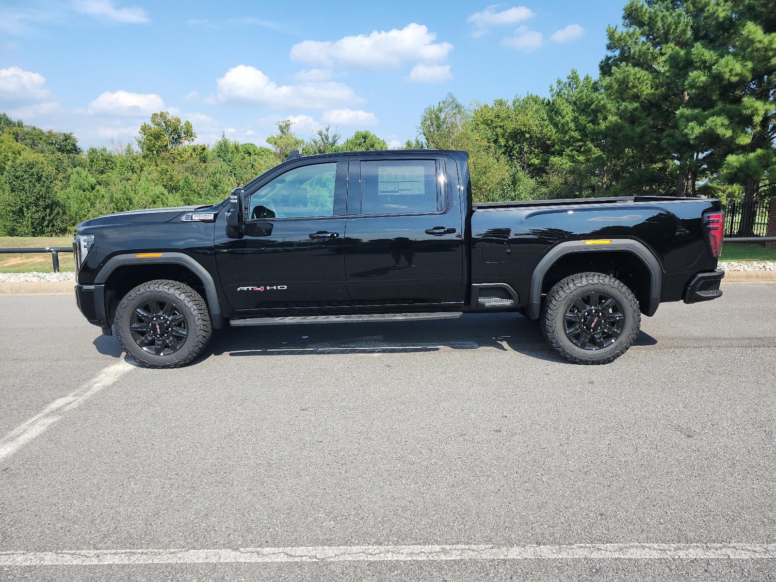 2026 GMC Sierra 3500 HD Crew Cab Standard Box 4-Wheel Drive AT4