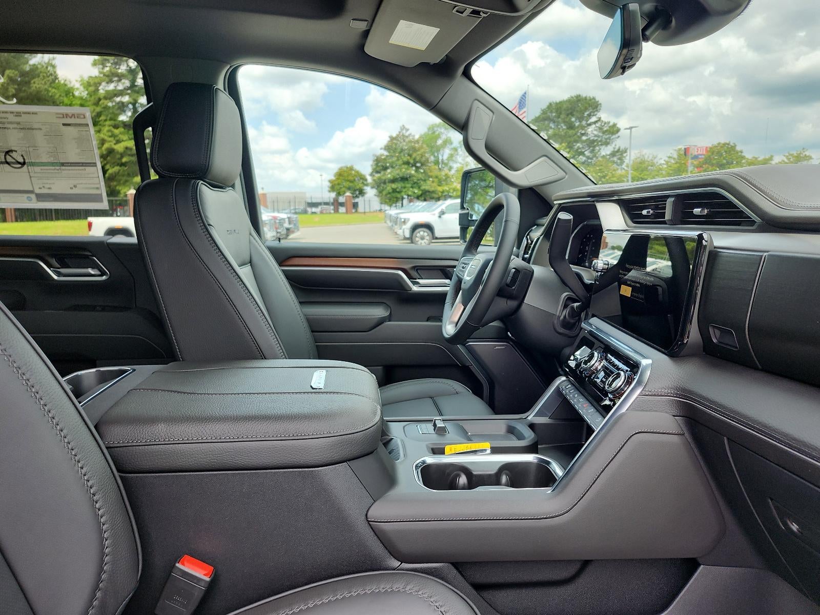 2026 GMC Sierra 3500 HD Crew Cab Standard Box 4-Wheel Drive Denali