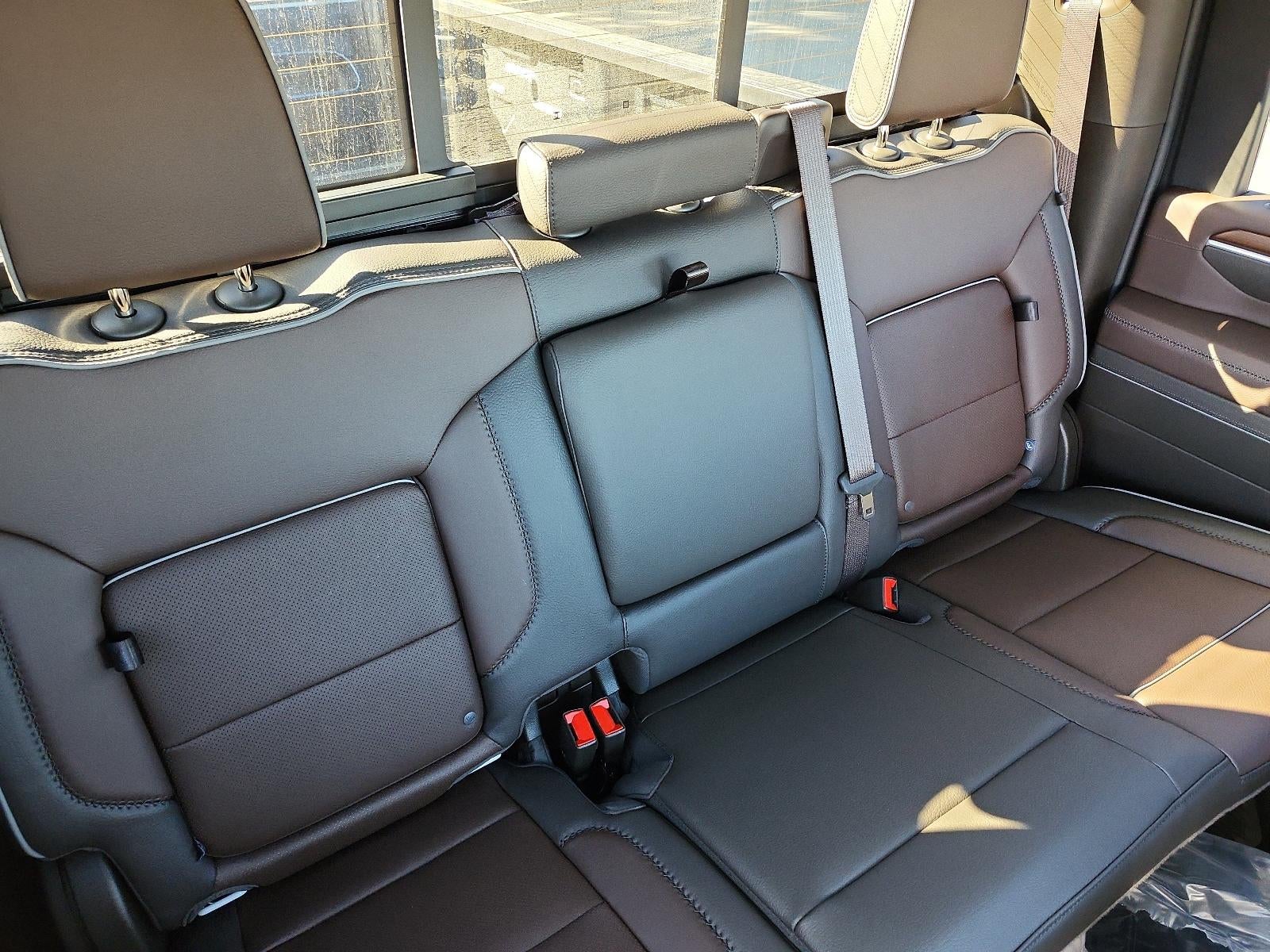 2026 GMC Sierra 3500 HD Crew Cab Long Box 4-Wheel Drive Denali