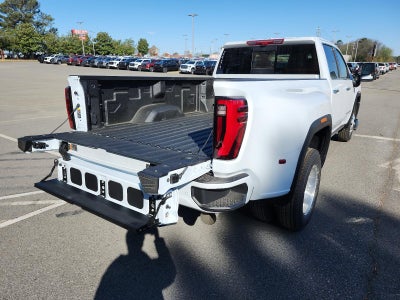 2026 GMC Sierra 3500 HD Crew Cab Long Box 4-Wheel Drive Denali