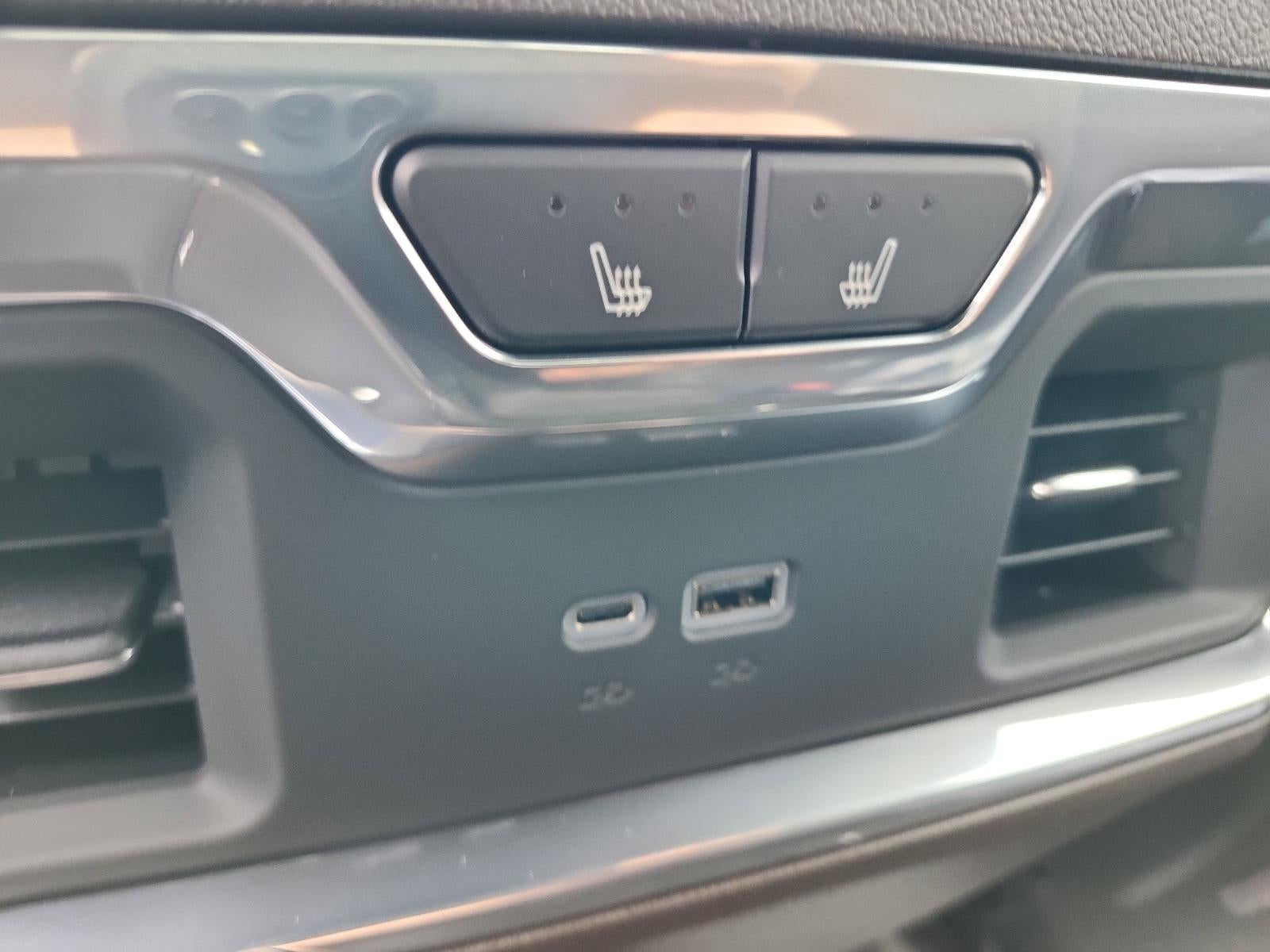 2026 GMC Sierra 3500 HD Crew Cab Long Box 4-Wheel Drive Denali