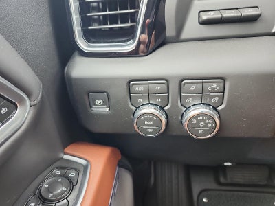 2026 GMC Sierra 2500 HD Crew Cab Standard Box 4-Wheel Drive Denali Ultimate