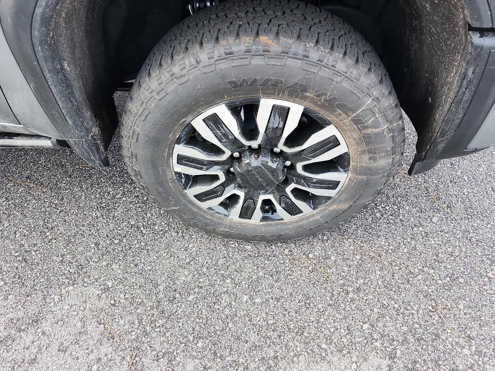 2026 GMC Sierra 2500 HD Crew Cab Standard Box 4-Wheel Drive Denali Ultimate