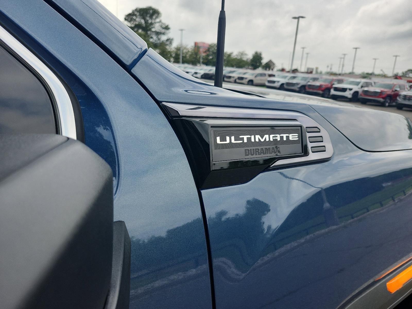 2026 GMC Sierra 2500 HD Crew Cab Standard Box 4-Wheel Drive Denali Ultimate