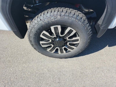 2026 GMC Sierra 2500 HD Crew Cab Standard Box 4-Wheel Drive Denali Ultimate
