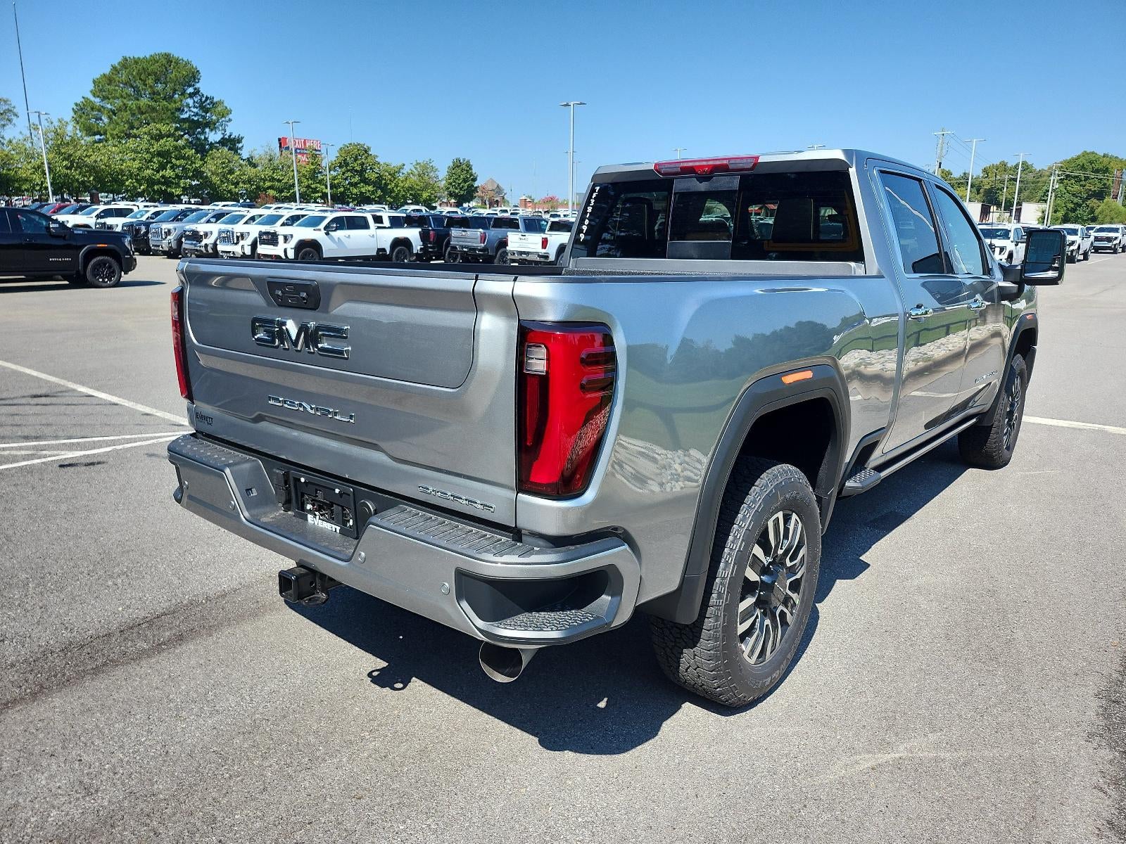 2026 GMC Sierra 2500 HD Crew Cab Standard Box 4-Wheel Drive Denali Ultimate