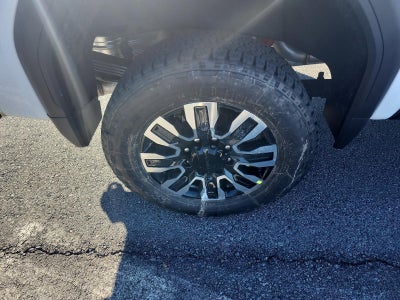 2026 GMC Sierra 2500 HD Crew Cab Standard Box 4-Wheel Drive Denali Ultimate