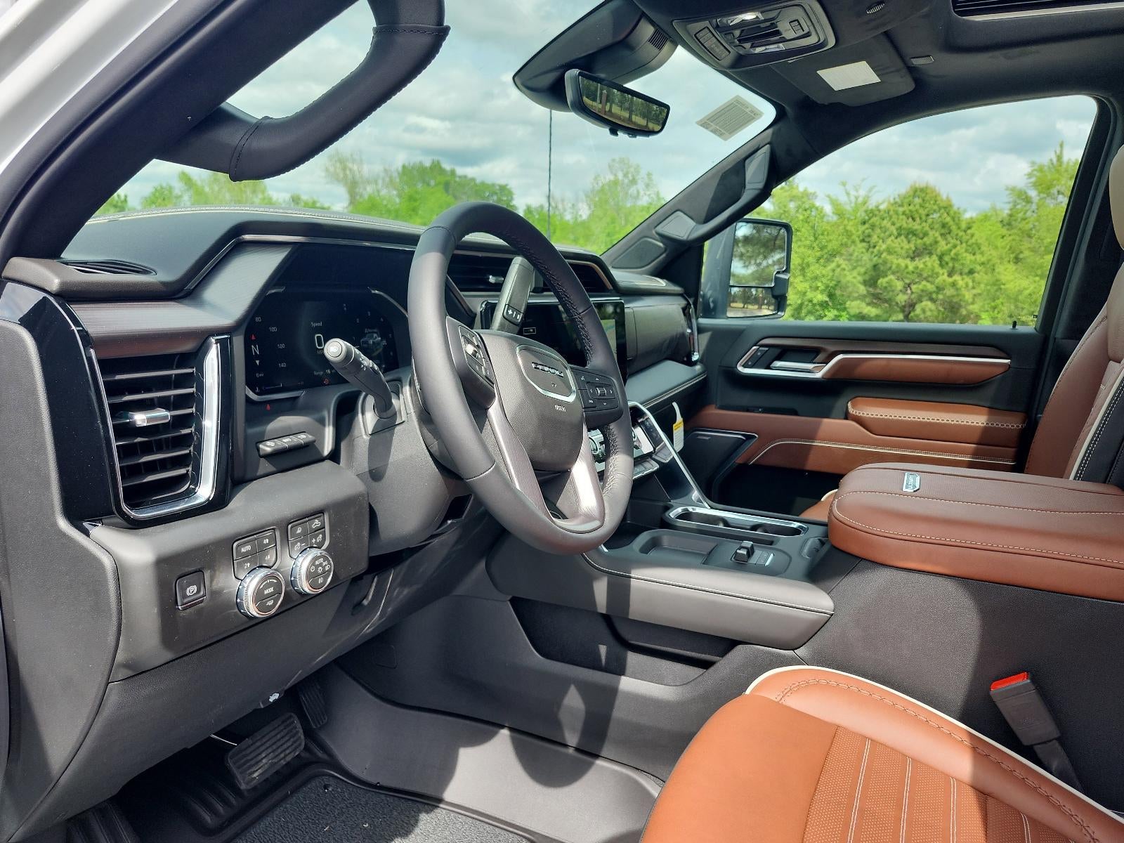 2026 GMC Sierra 2500 HD Crew Cab Standard Box 4-Wheel Drive Denali Ultimate