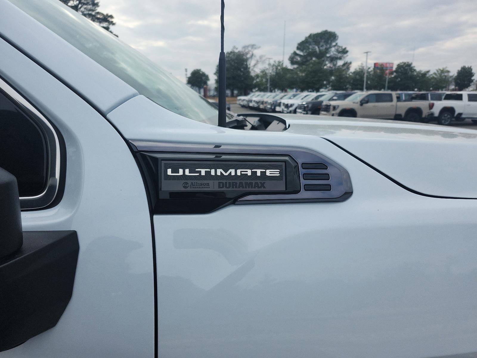 2026 GMC Sierra 2500 HD Crew Cab Standard Box 4-Wheel Drive Denali Ultimate