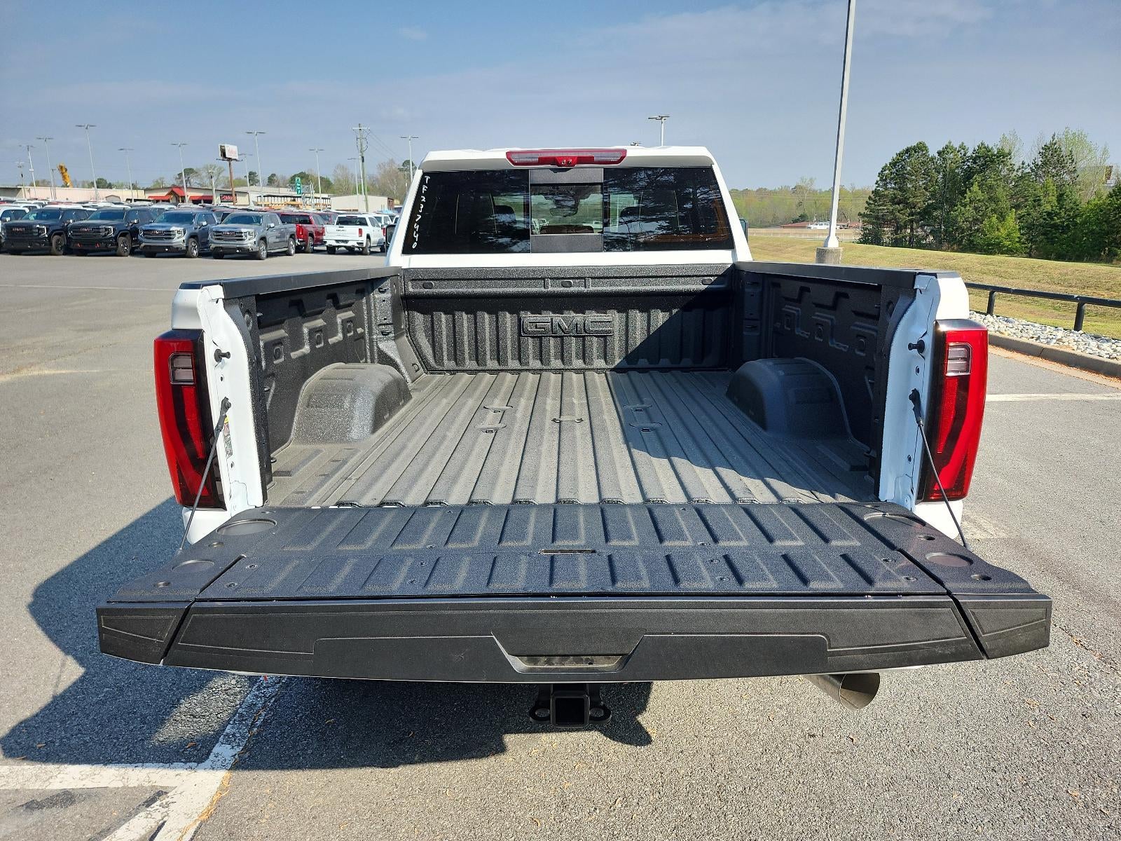 2026 GMC Sierra 2500 HD Crew Cab Standard Box 4-Wheel Drive Denali Ultimate