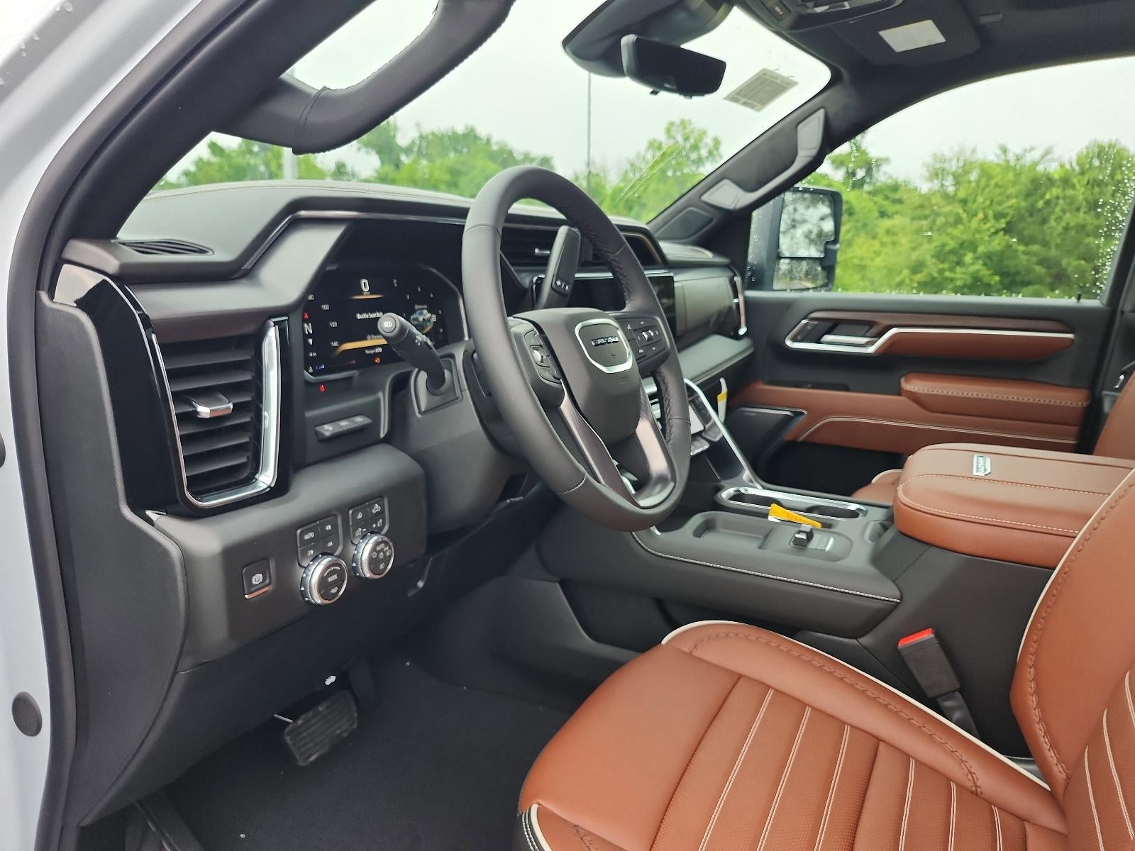 2026 GMC Sierra 2500 HD Crew Cab Standard Box 4-Wheel Drive Denali Ultimate