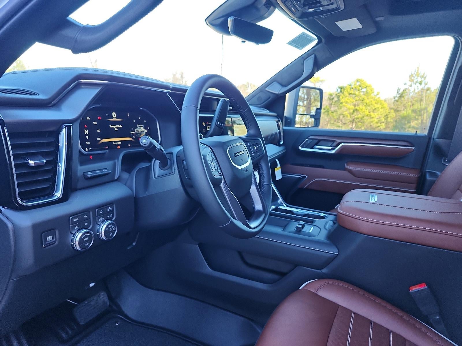 2026 GMC Sierra 2500 HD Crew Cab Standard Box 4-Wheel Drive Denali Ultimate