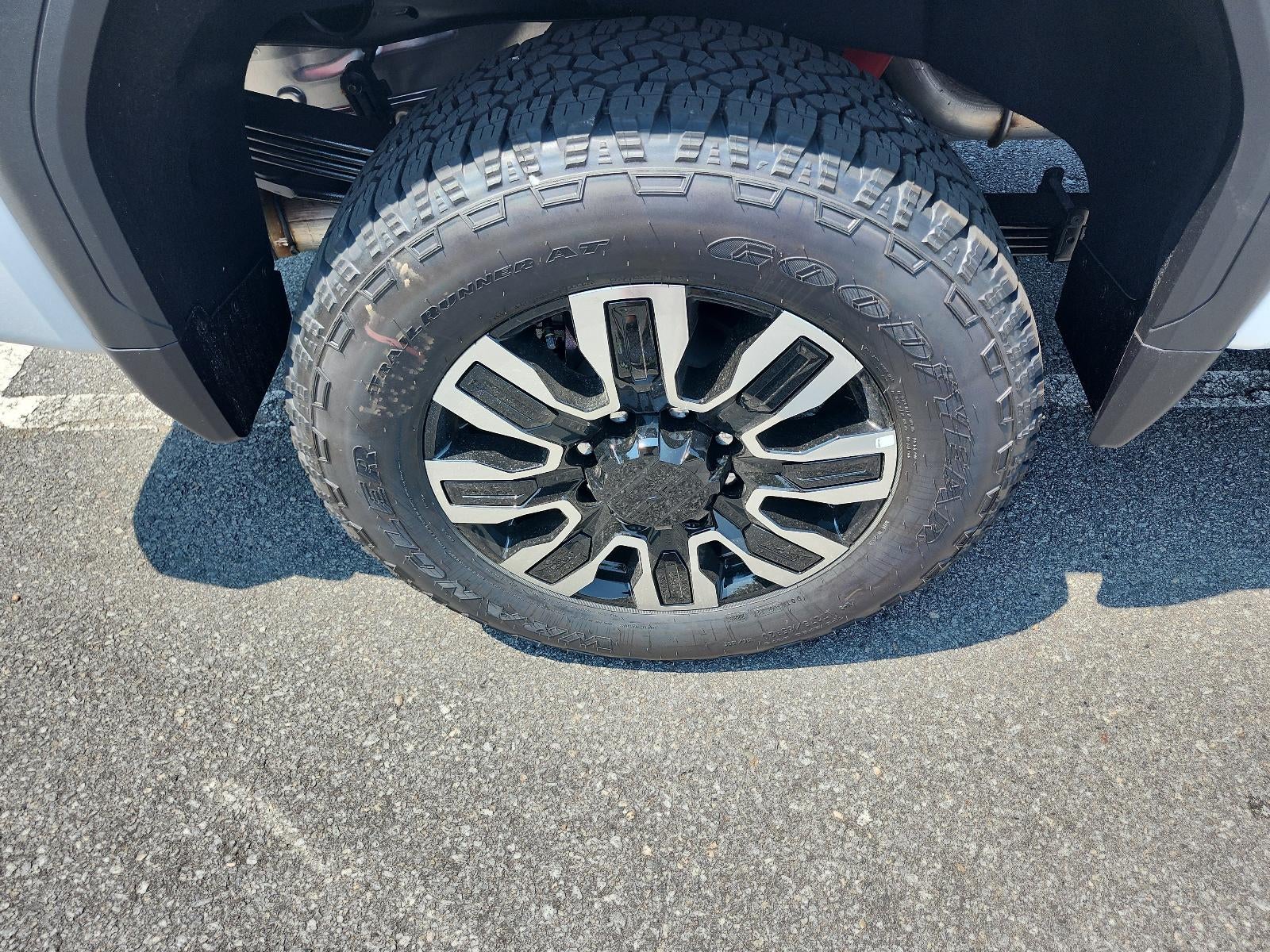 2026 GMC Sierra 2500 HD Crew Cab Standard Box 4-Wheel Drive Denali Ultimate