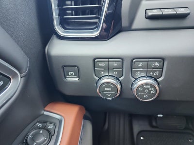 2026 GMC Sierra 2500 HD Crew Cab Standard Box 4-Wheel Drive Denali Ultimate