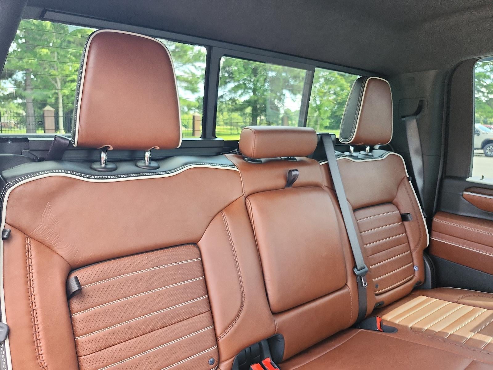 2025 GMC Sierra 3500 HD Denali Ultimate