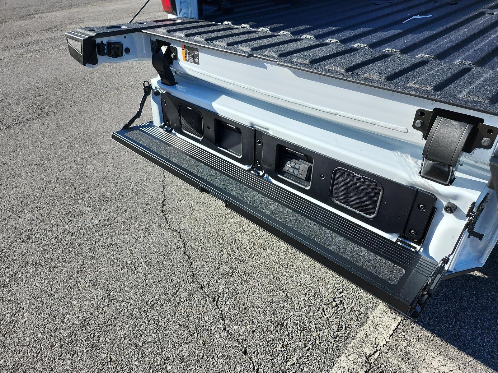 2026 GMC Sierra 3500 HD Crew Cab Long Box 4-Wheel Drive Denali Ultimate