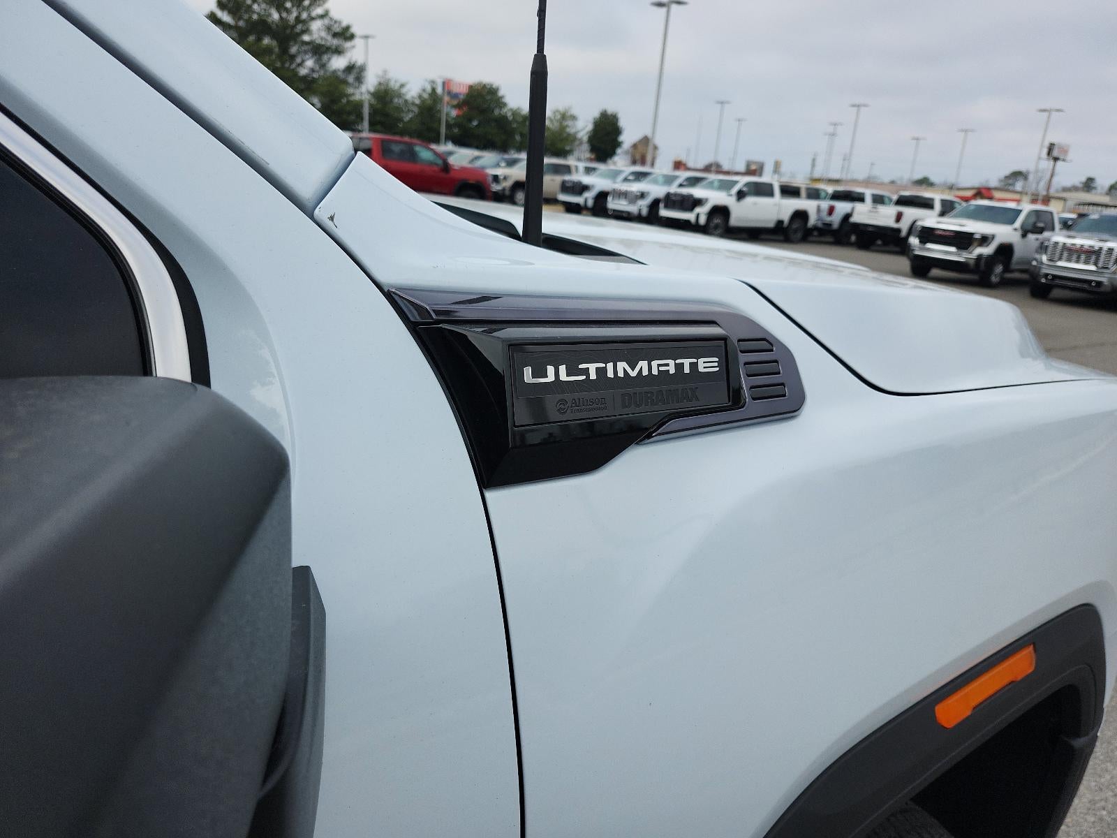 2026 GMC Sierra 3500 HD Crew Cab Long Box 4-Wheel Drive Denali Ultimate