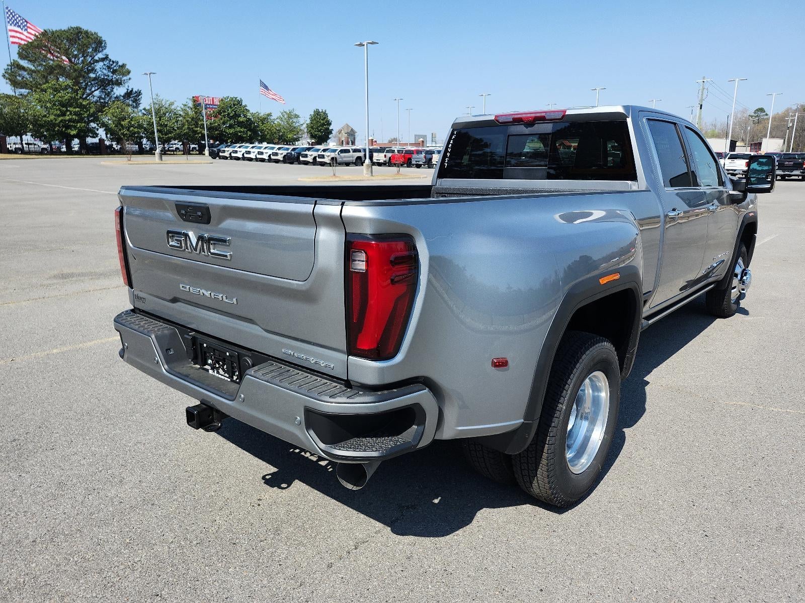 2026 GMC Sierra 3500 HD Crew Cab Long Box 4-Wheel Drive Denali Ultimate