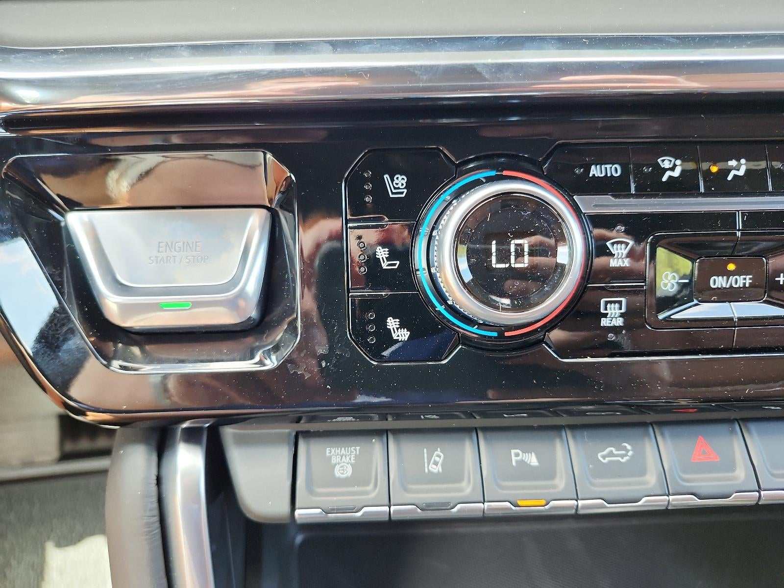 2026 GMC Sierra 3500 HD Crew Cab Long Box 4-Wheel Drive Denali Ultimate