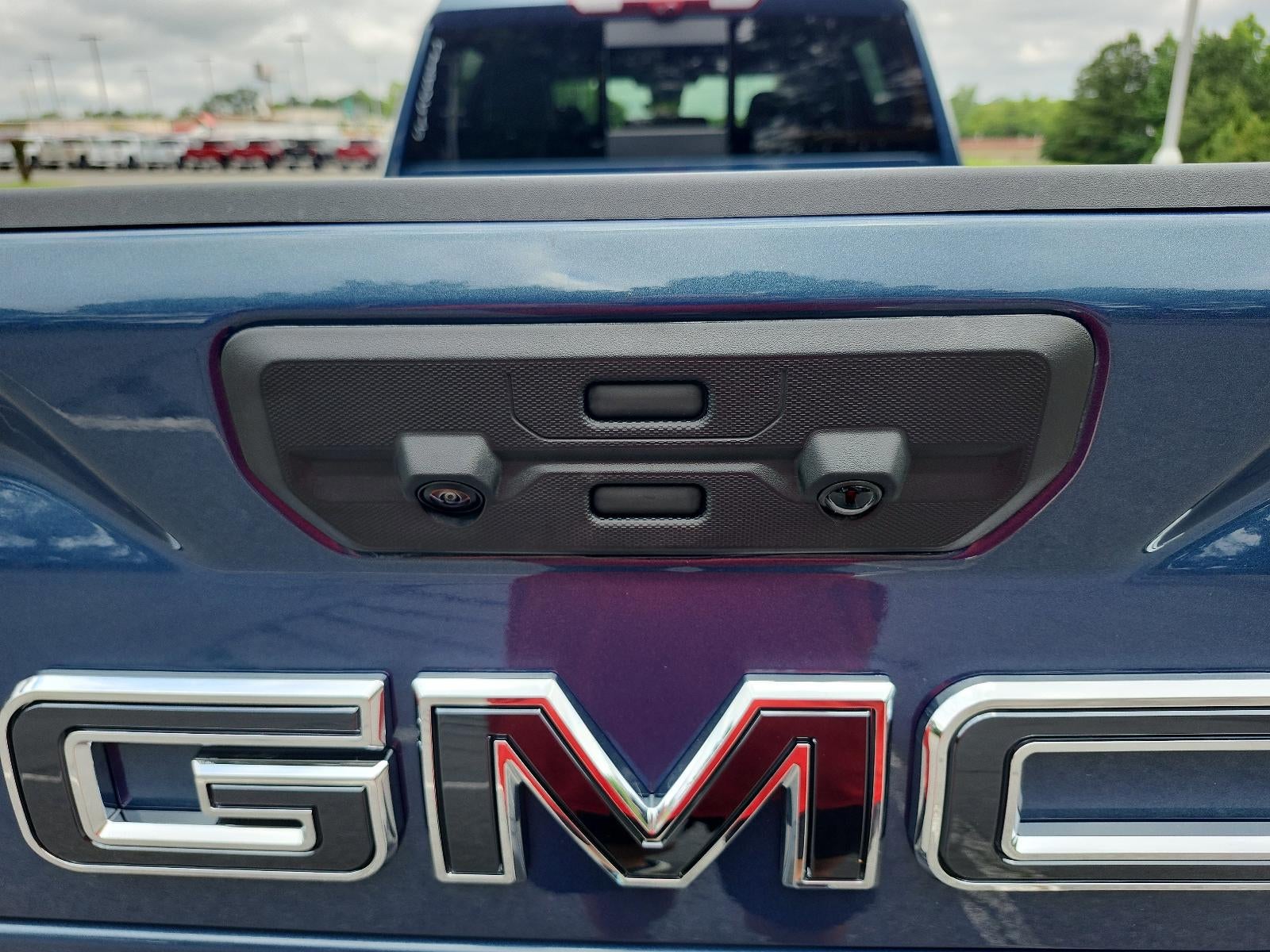 2026 GMC Sierra 3500 HD Crew Cab Long Box 4-Wheel Drive Denali Ultimate