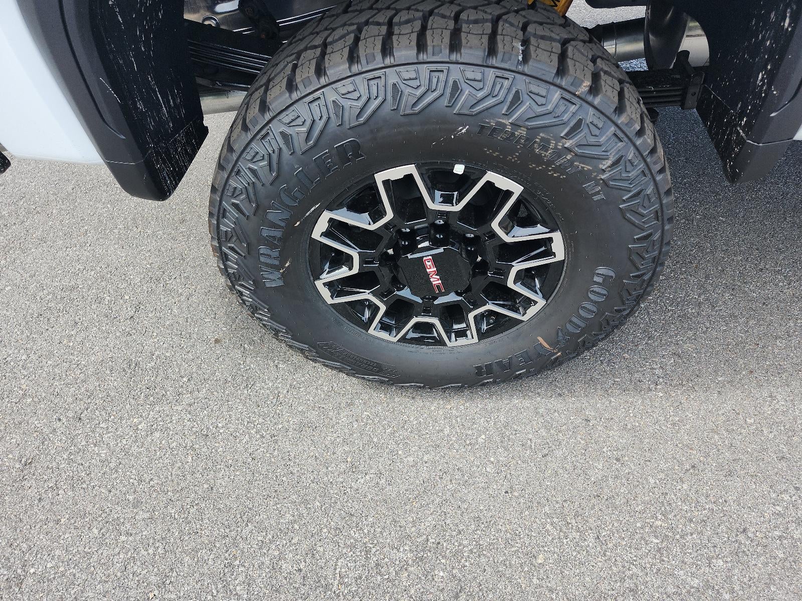 2026 GMC Sierra 2500 HD Crew Cab Standard Box 4-Wheel Drive AT4X