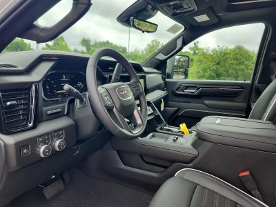 2026 GMC Sierra 2500 HD Crew Cab Standard Box 4-Wheel Drive AT4X