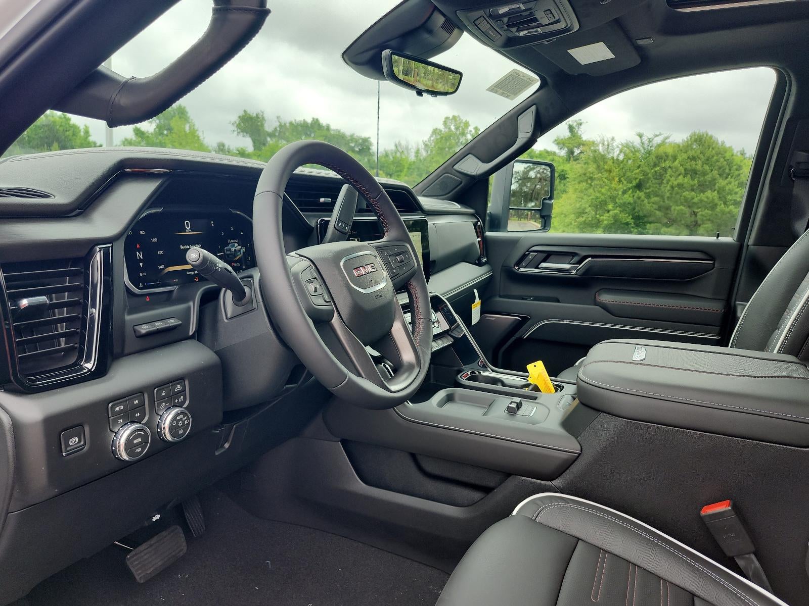 2026 GMC Sierra 2500 HD Crew Cab Standard Box 4-Wheel Drive AT4X