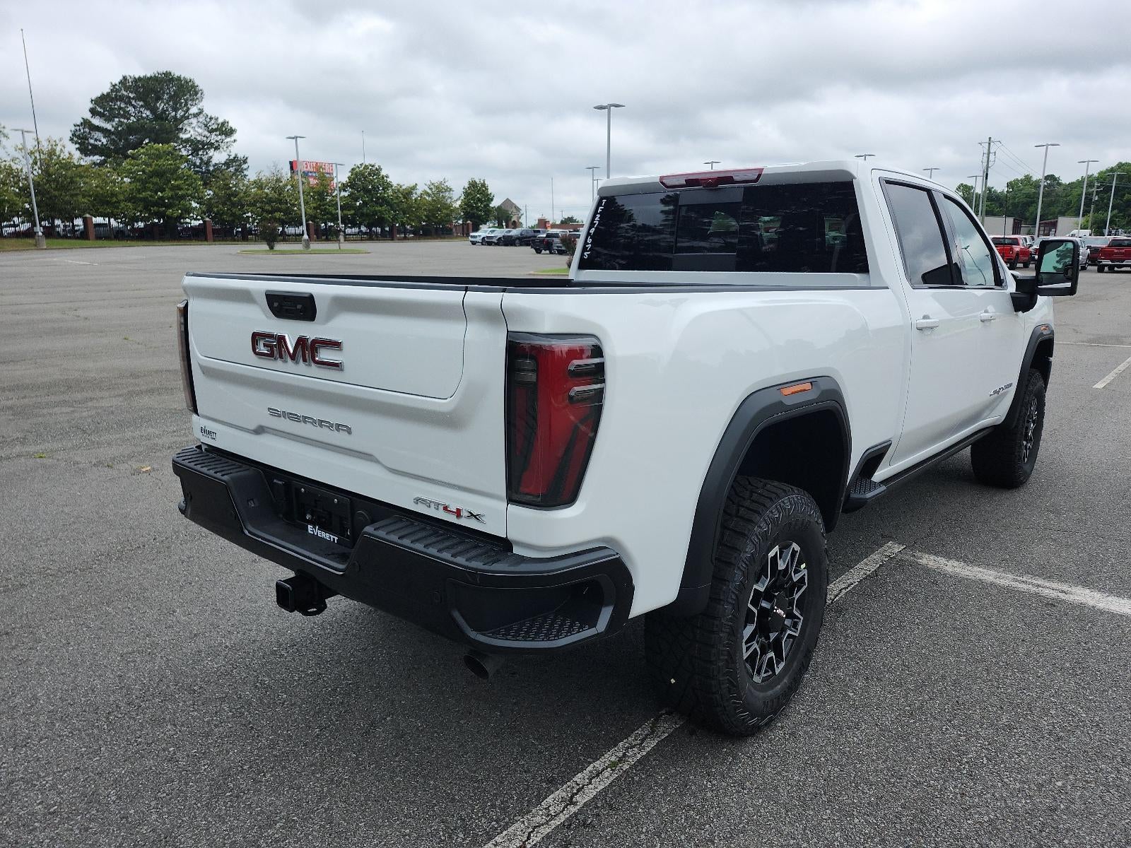 2026 GMC Sierra 2500 HD Crew Cab Standard Box 4-Wheel Drive AT4X