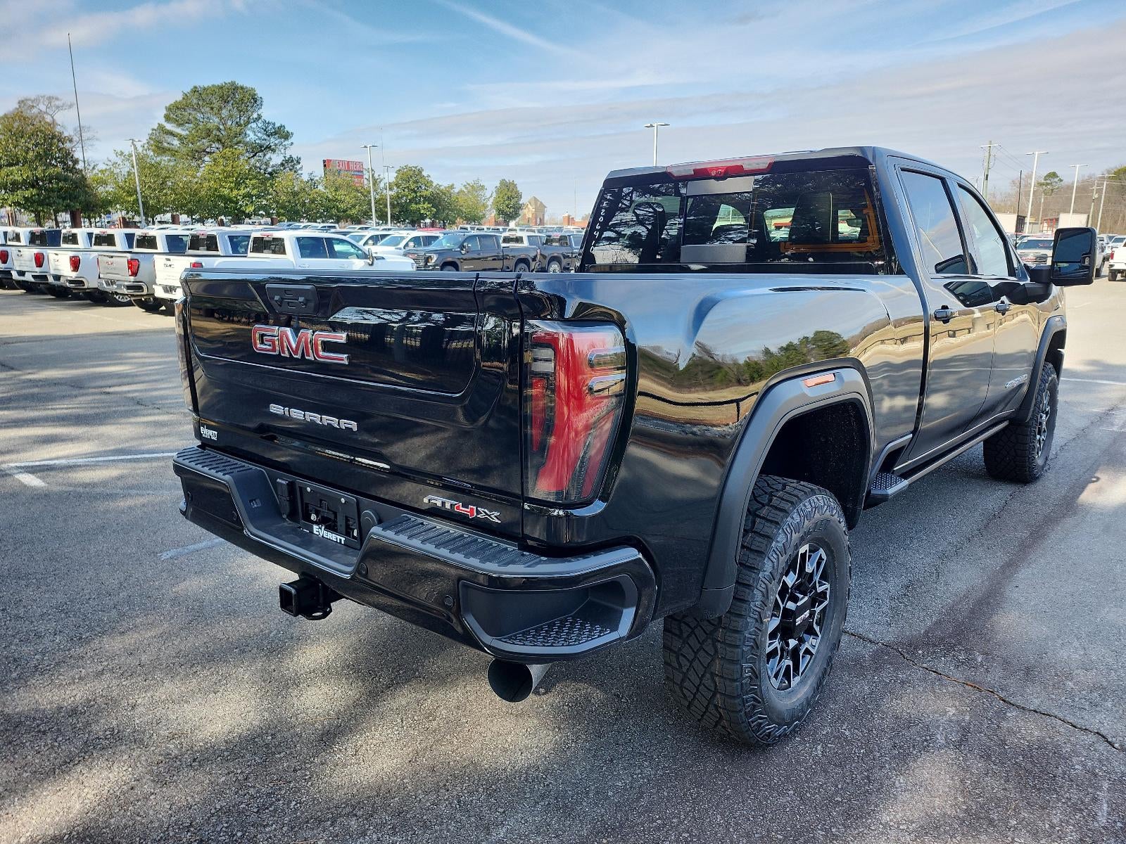 2026 GMC Sierra 2500 HD Crew Cab Standard Box 4-Wheel Drive AT4X