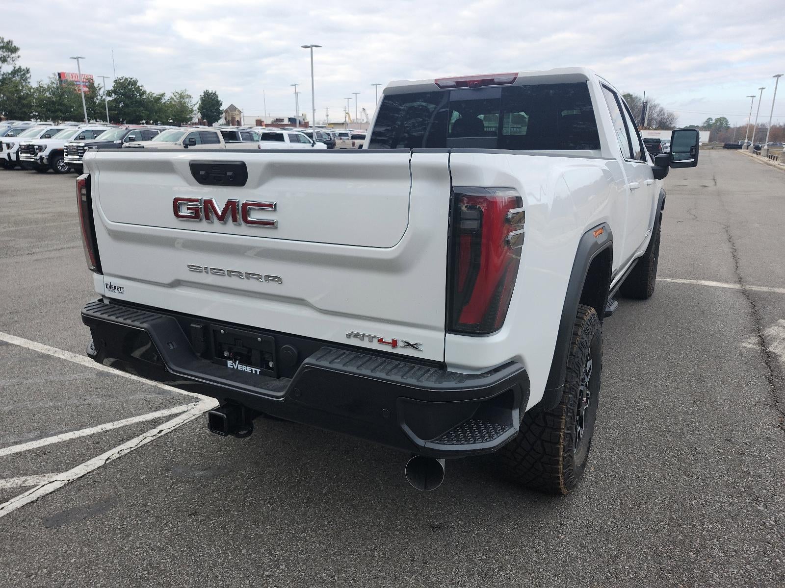 2026 GMC Sierra 2500 HD Crew Cab Standard Box 4-Wheel Drive AT4X