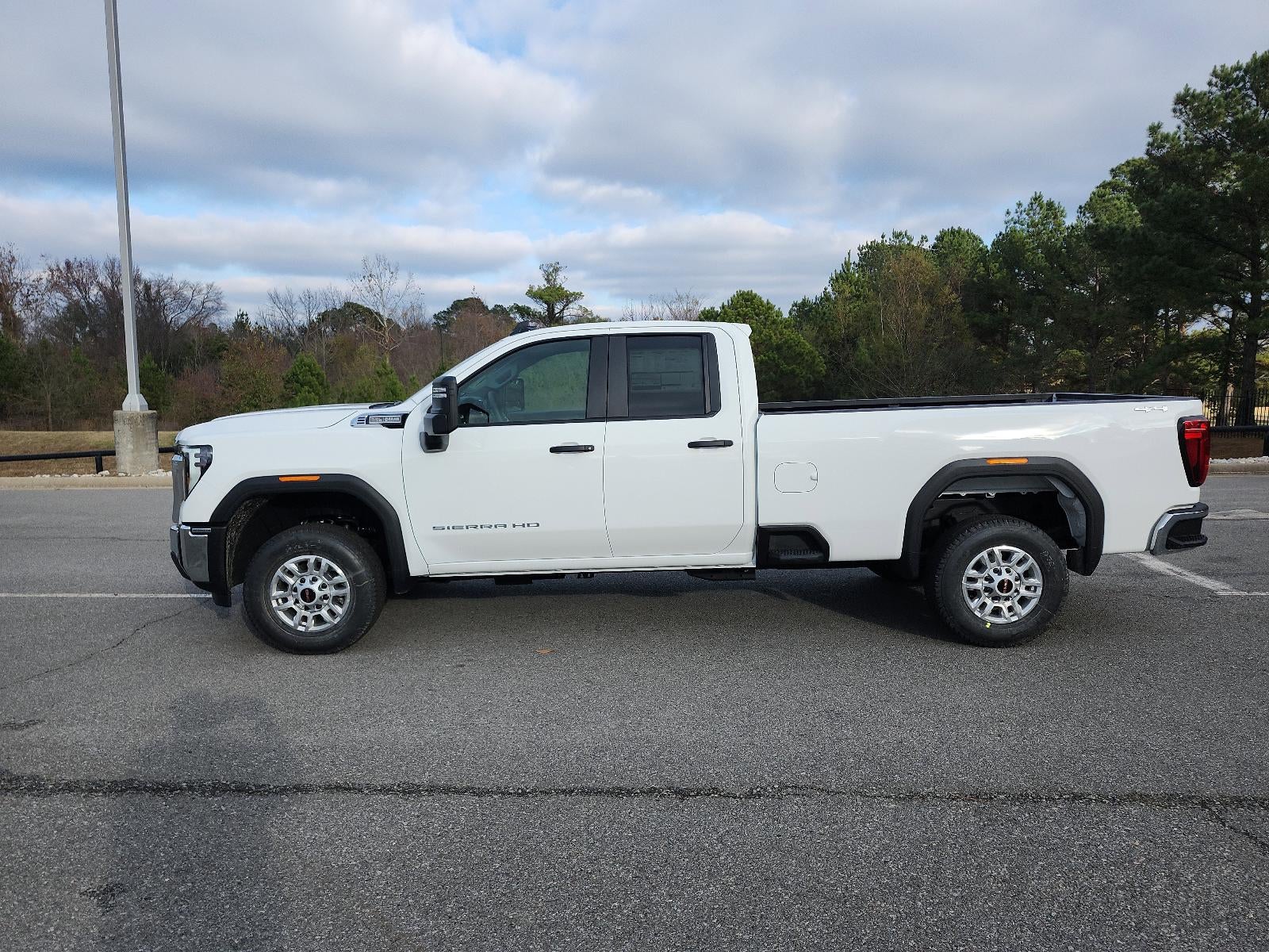 2026 GMC Sierra 2500 HD Double Cab Long Box 4-Wheel Drive Pro