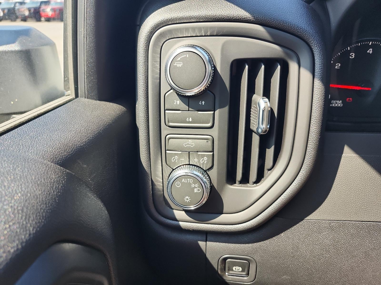 2026 GMC Sierra 2500 HD Double Cab Standard Box 4-Wheel Drive Pro
