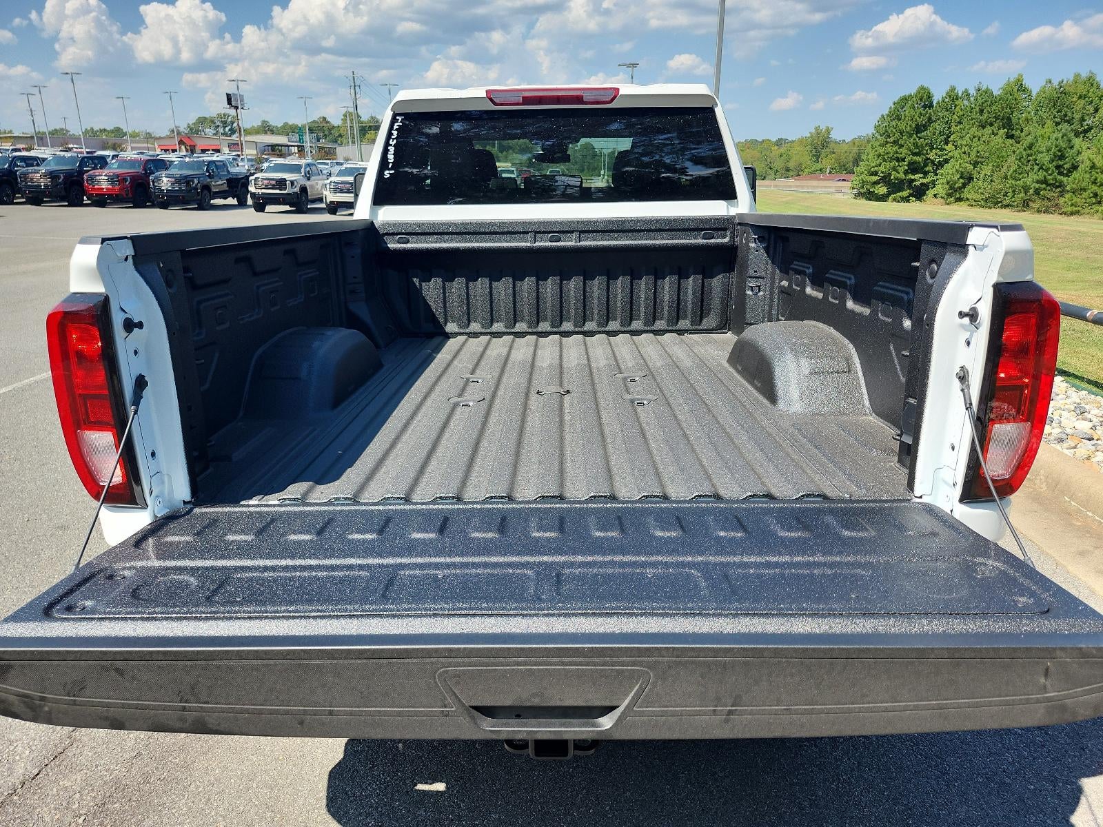 2026 GMC Sierra 2500 HD Double Cab Standard Box 4-Wheel Drive Pro