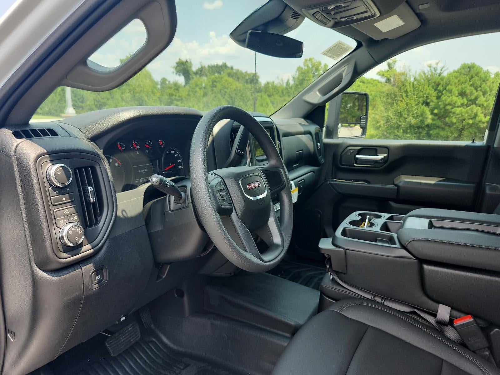 2026 GMC Sierra 2500 HD Double Cab Standard Box 4-Wheel Drive Pro