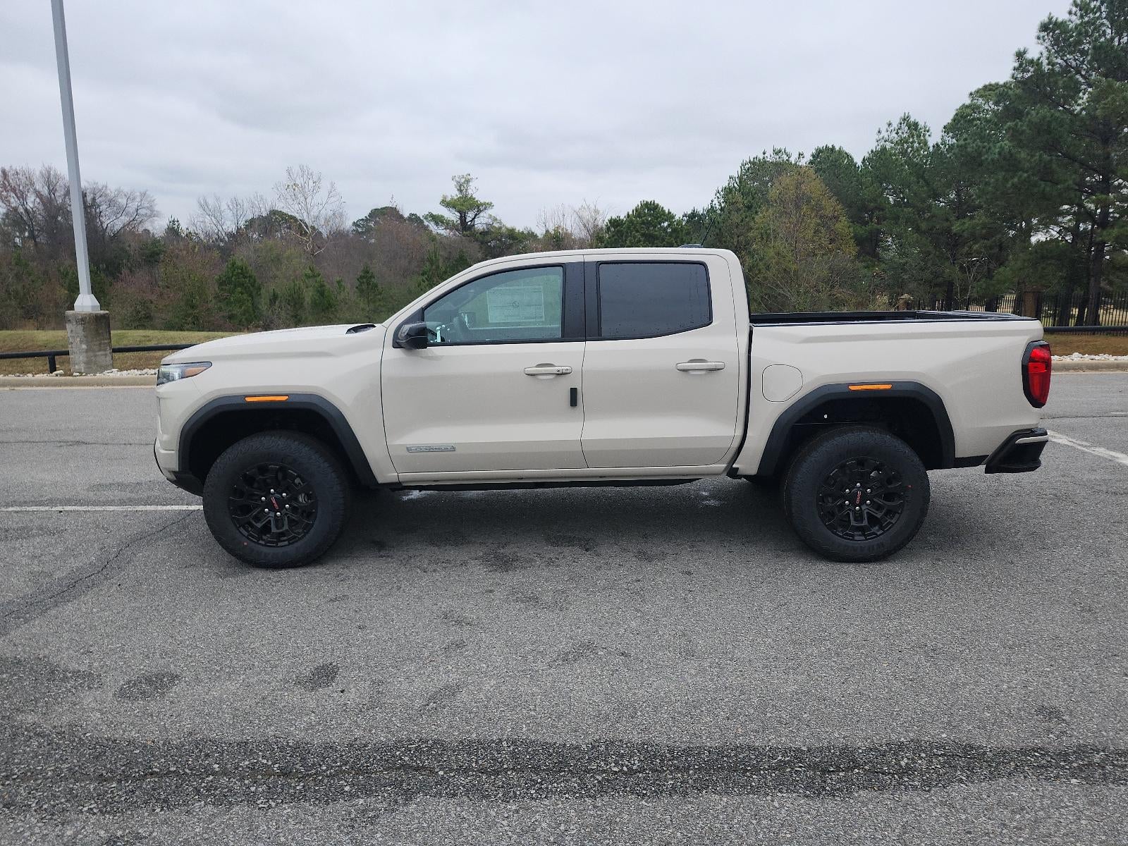 2026 GMC Canyon Crew Cab Short Box 2-Wheel Drive Elevation