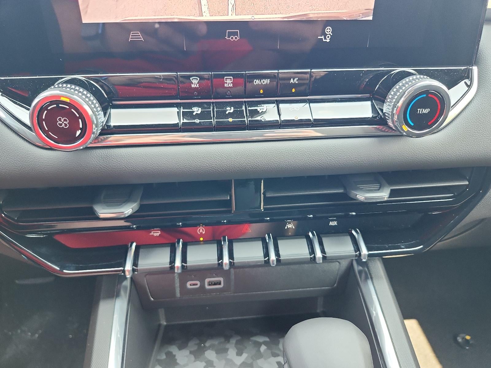 2026 GMC Canyon Crew Cab Short Box 2-Wheel Drive Elevation