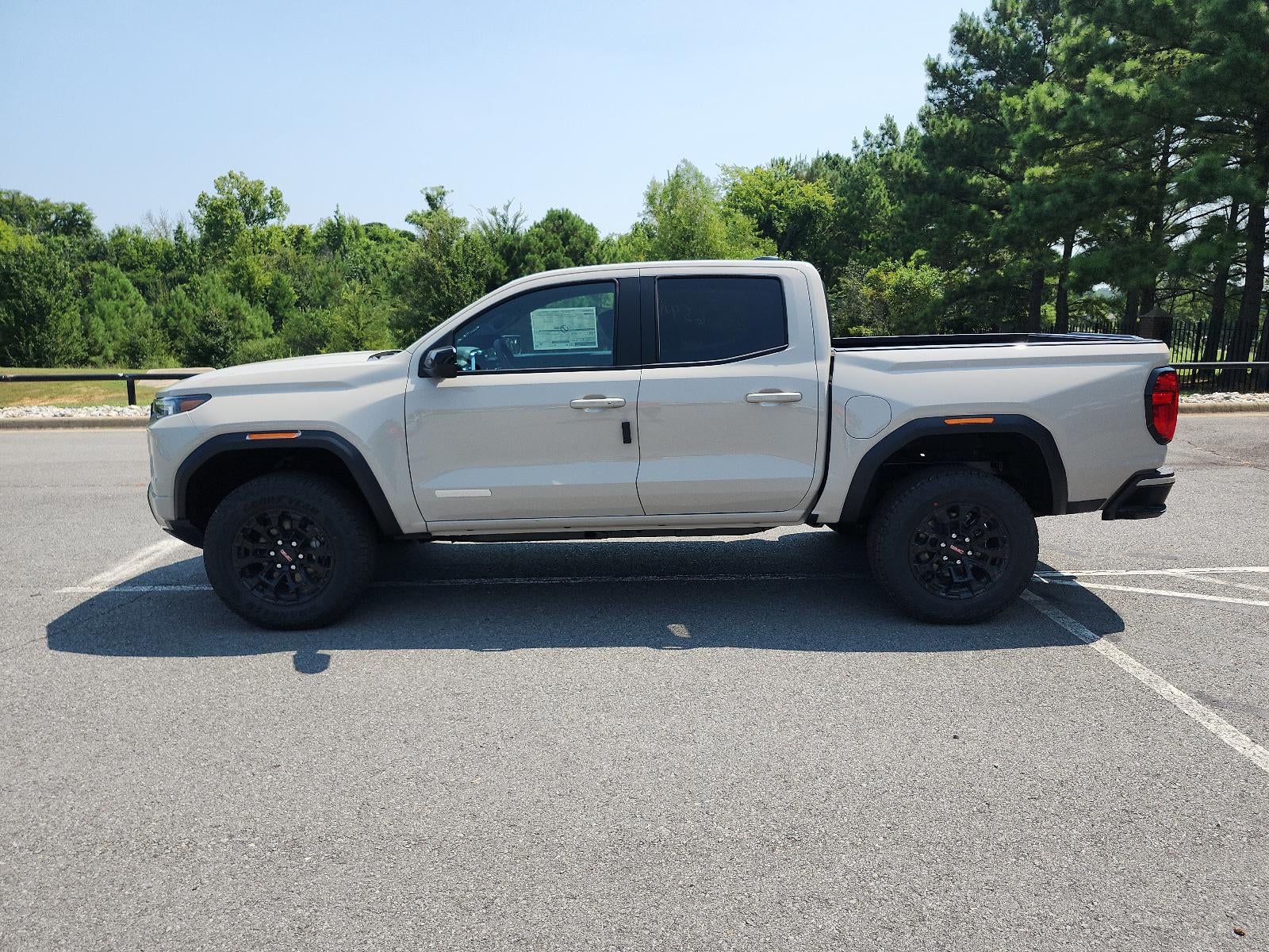 2026 GMC Canyon Crew Cab Short Box 2-Wheel Drive Elevation