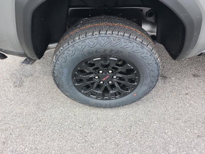 2026 GMC Canyon Crew Cab Short Box 2-Wheel Drive Elevation