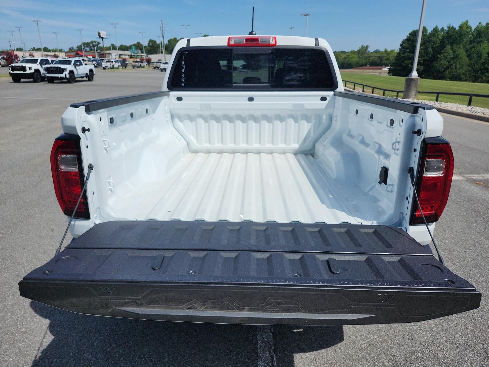 2026 GMC Canyon Crew Cab Short Box 2-Wheel Drive Elevation