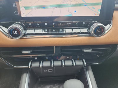 2025 GMC Canyon Crew Cab Short Box 4-Wheel Drive AT4