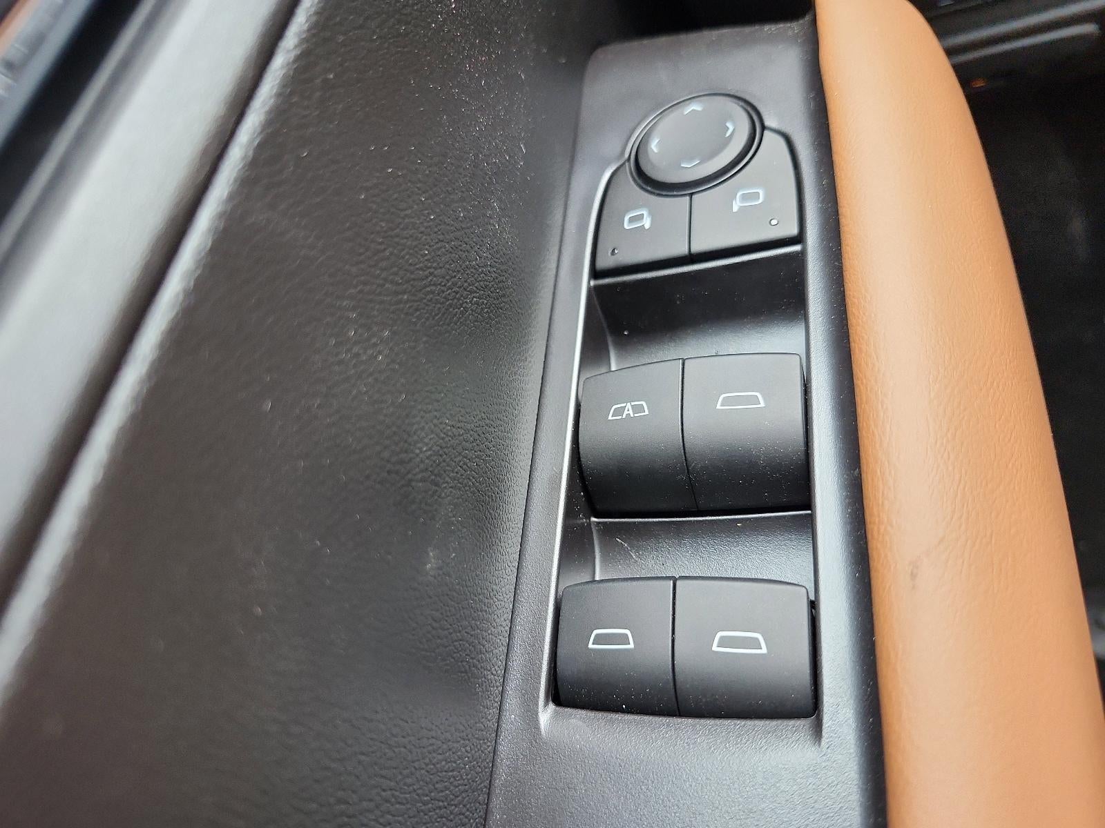 2025 GMC Canyon Crew Cab Short Box 4-Wheel Drive AT4