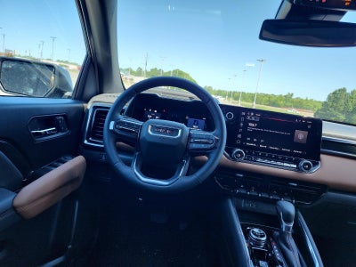 2025 GMC Canyon Crew Cab Short Box 4-Wheel Drive AT4