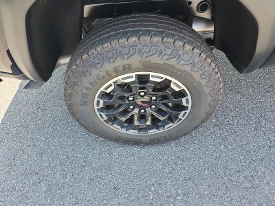 2026 GMC Canyon Crew Cab Short Box 4-Wheel Drive AT4