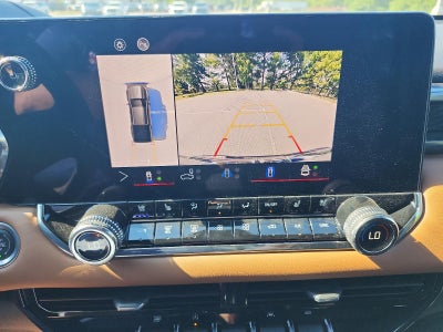 2025 GMC Canyon Crew Cab Short Box 4-Wheel Drive AT4