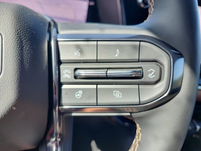 2025 GMC Canyon 4WD AT4